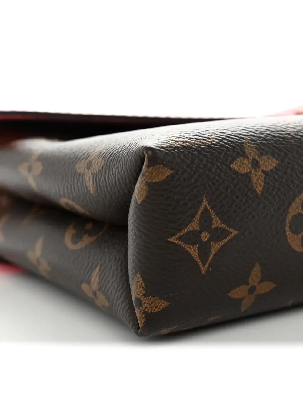 Louis Vuitton sophistication pre